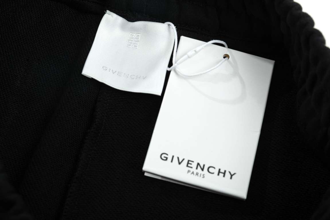 YESKICKS Givenchy Short Pants Casual Style Pants Logo Print For Unisex Black And Apricot - Image 4