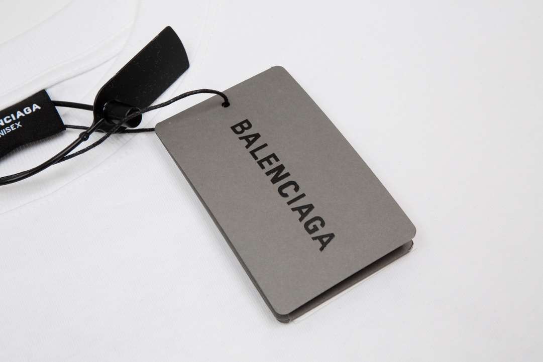 YESKICKS Balenciaga Logo Print T-shirt for Unisex Black And White - Image 9