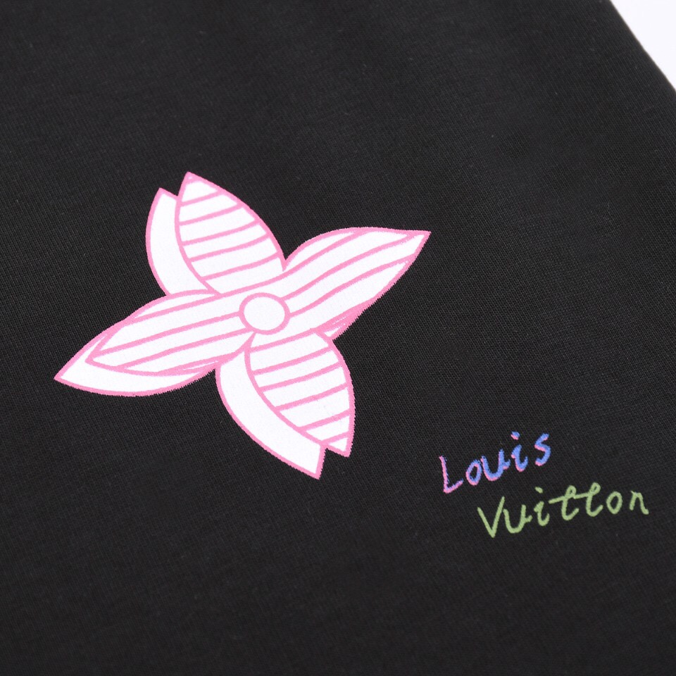 YESKICKS Louis Vuitton Color Clash Logo Flower Print T-Shirt For Unisex Black - Image 4