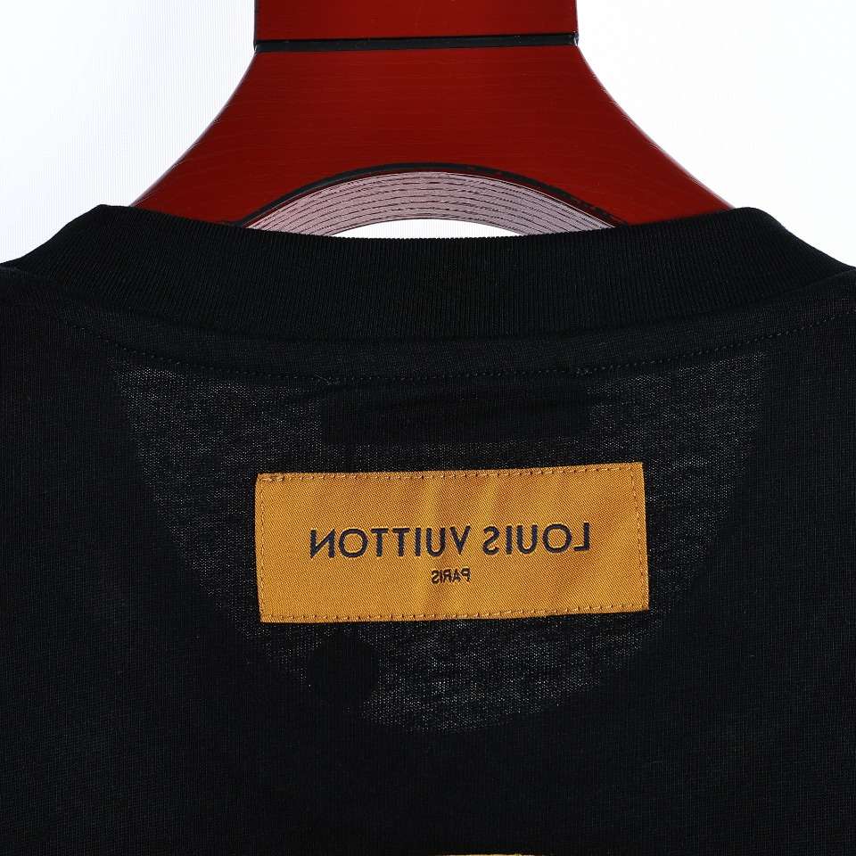 YESKICKS Louis Vuitton Van Print T-Shirt For Unisex Black And White - Image 5