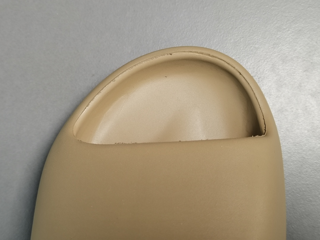 YESKICKS Fake YEEZY SLIDES EARTH BROWN REPLICA FV8425 - Image 6