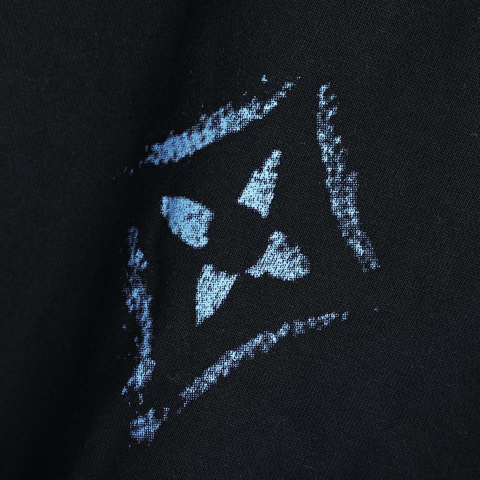 YESKICKS Louis Vuitton Monogram Gradient Inkjet Large Logo Crew Neck Sweatshirt For Unisex Black And White - Image 5