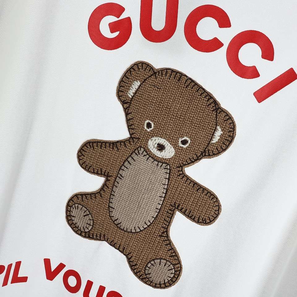 YESKICKS Gucci Bear Embroidered Badge Print Short Sleeve For Unisex - Image 5