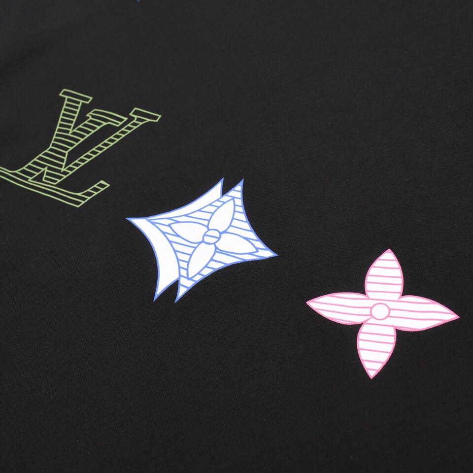 YESKICKS Louis Vuitton Color Clash Logo Flower Print T-Shirt For Unisex Black - Image 5