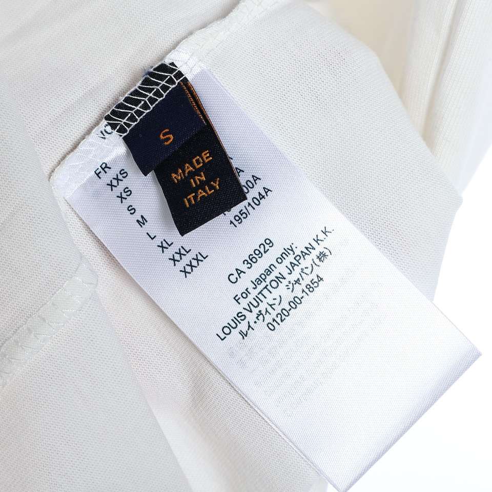 YESKICKS Louis Vuitton Letter Print T-Shirt For Unisex Black And White - Image 6