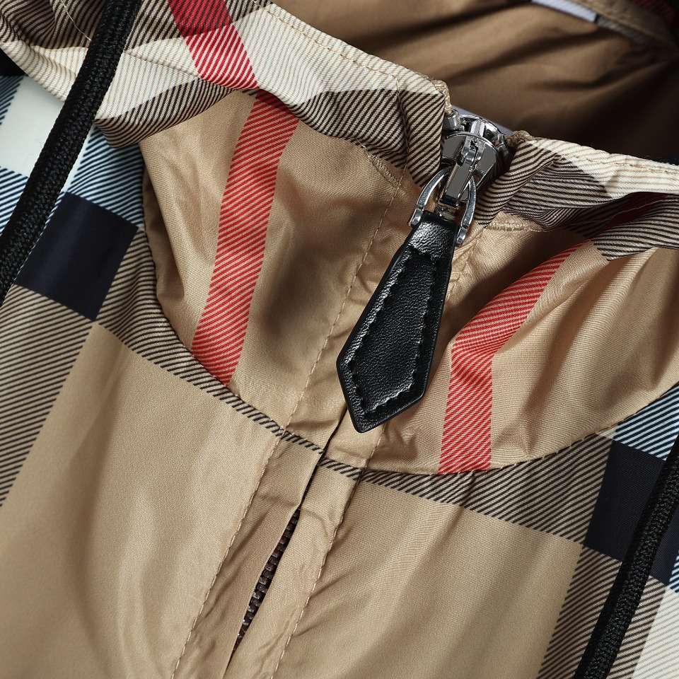 YESKICKS Burberry Plaid Thick Rubber Letter Zipper Hooded Jacket Coat For Unisex - Image 6