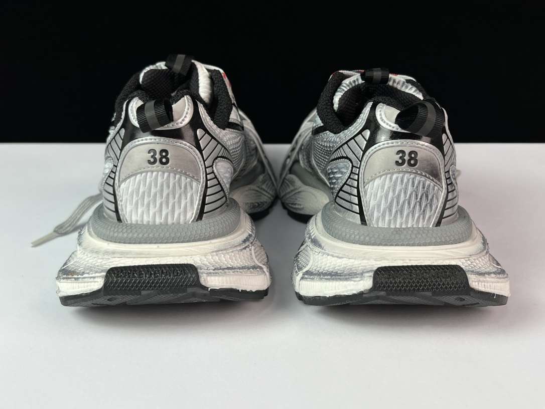YESKICKS Balenciaga 3XL Sneaker Replica - Image 6