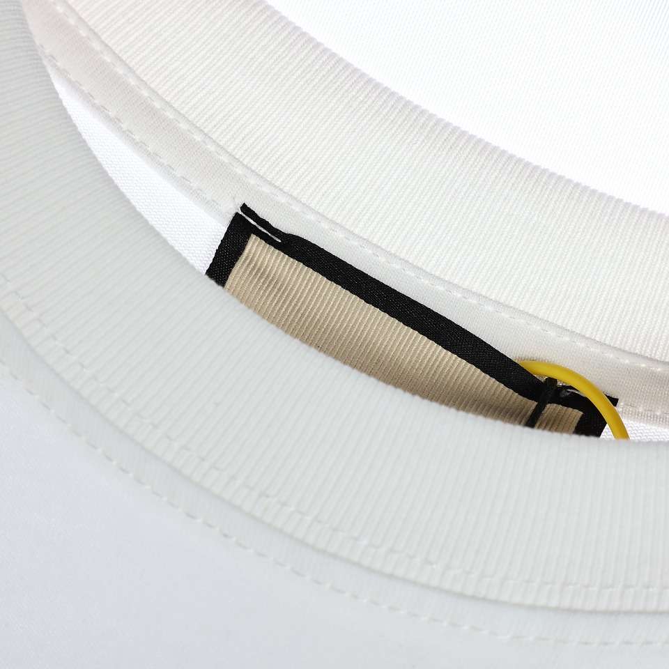 YESKICKS Gucci Tiger Print T-Shirt For Unisex - Image 6