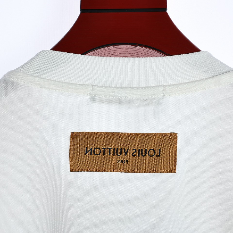 YESKICKS Louis Vuitton Graffiti Letter Print T-Shirt For Unisex Black And White - Image 6