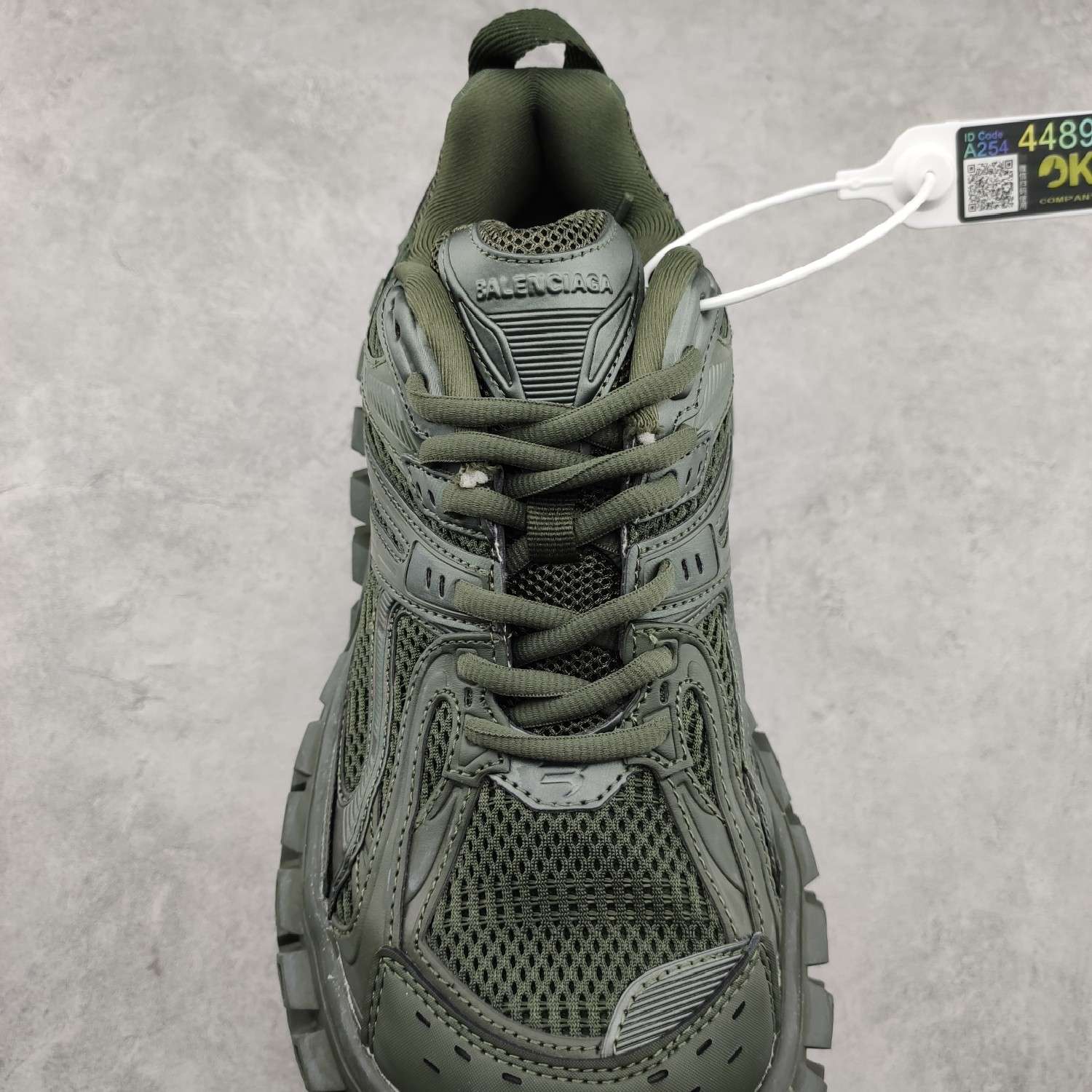 YESKICKS Balenxiaga Defender Rubber Platform Bouncer Sneaker in Green Replica - Image 6