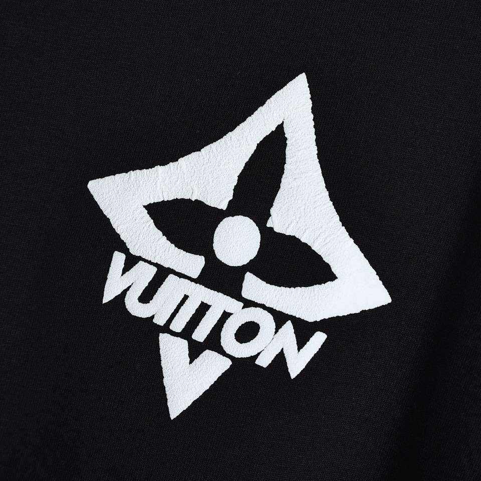 YESKICKS Louis Vuitton Foam Letter Print T-Shirt For Unisex Black And White - Image 6