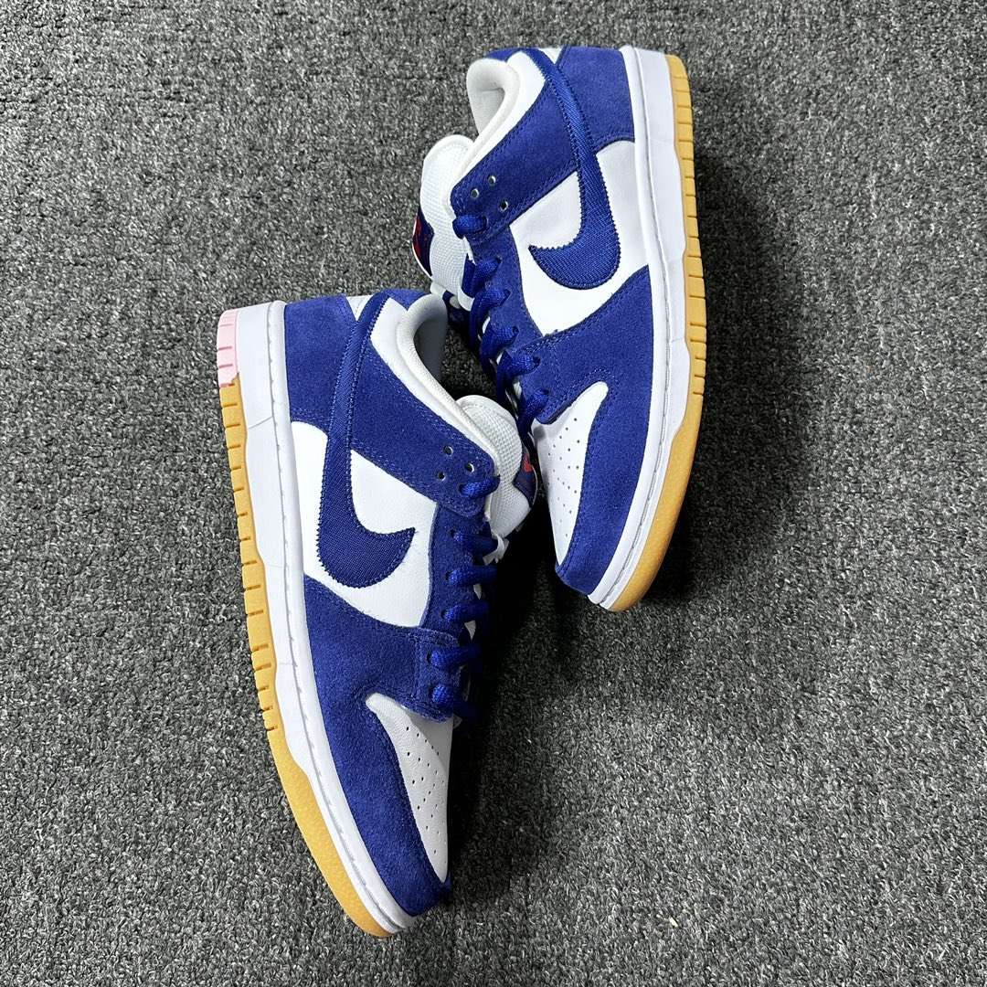 Nike SB Dunk Low Los Angeles Dodgers DO9395-400 Replica - Image 6