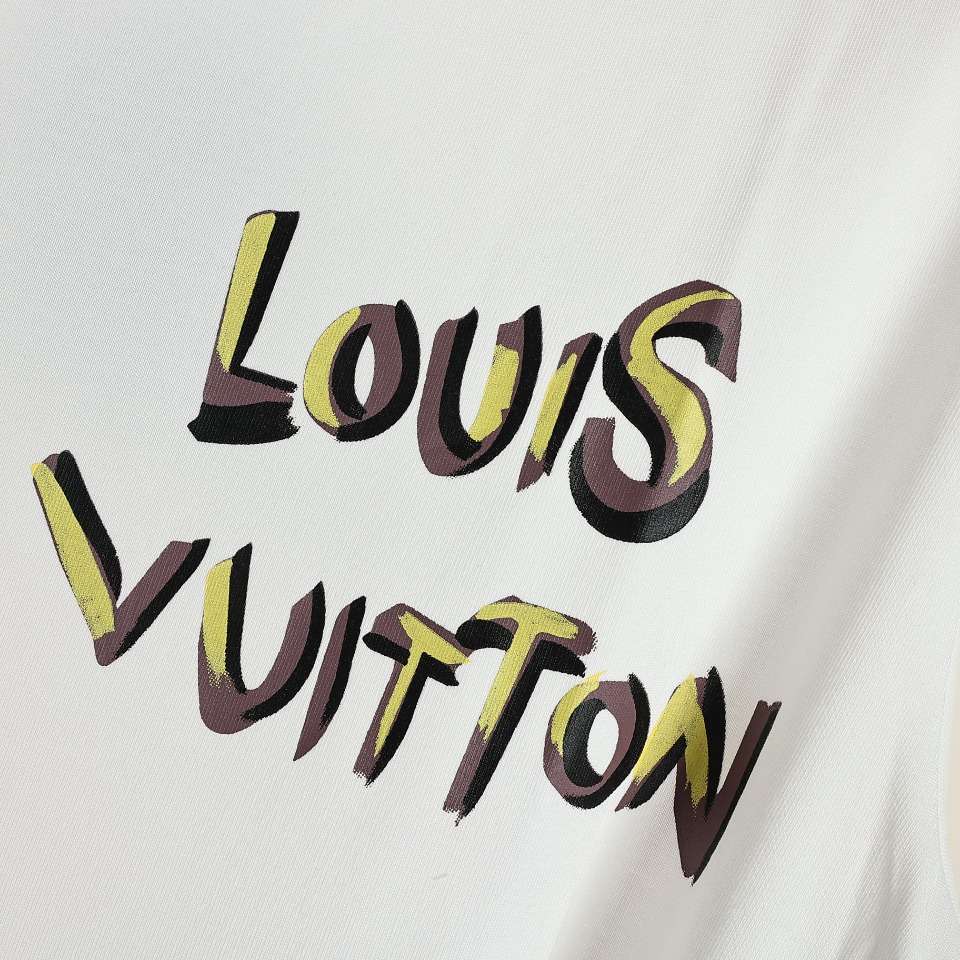 YESKICKS Louis Vuitton Fox Print Crew Neck T-Shirt For Unisex Black And White - Image 6