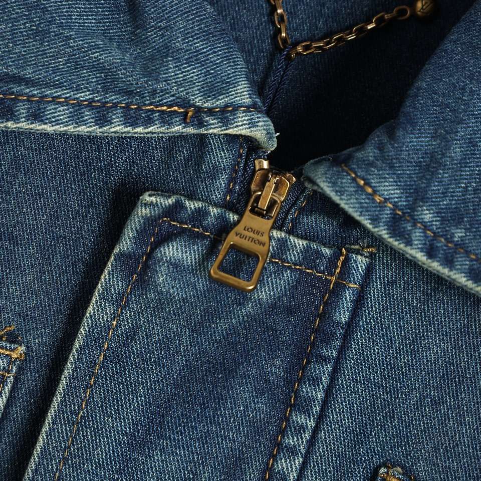 YESKICKS Louis Vuitton Embossed Denim Jacket For Unisex - Image 6