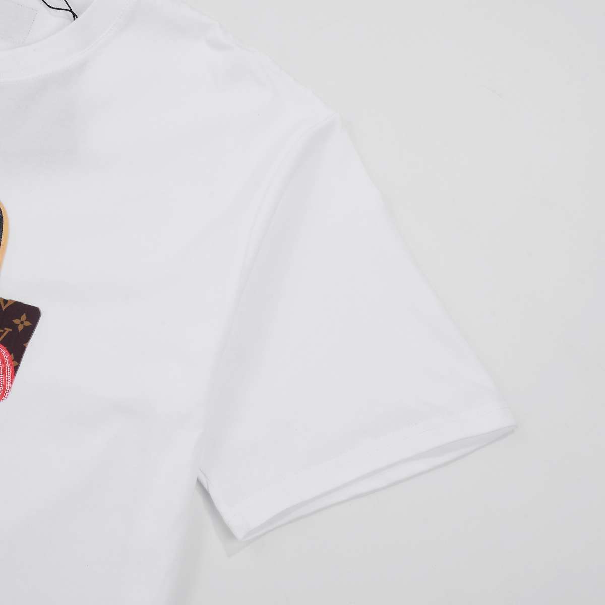 YESKICKS Louis Vuitton Slippers Cartoon Print T-Shirt For Unisex Black And White - Image 6