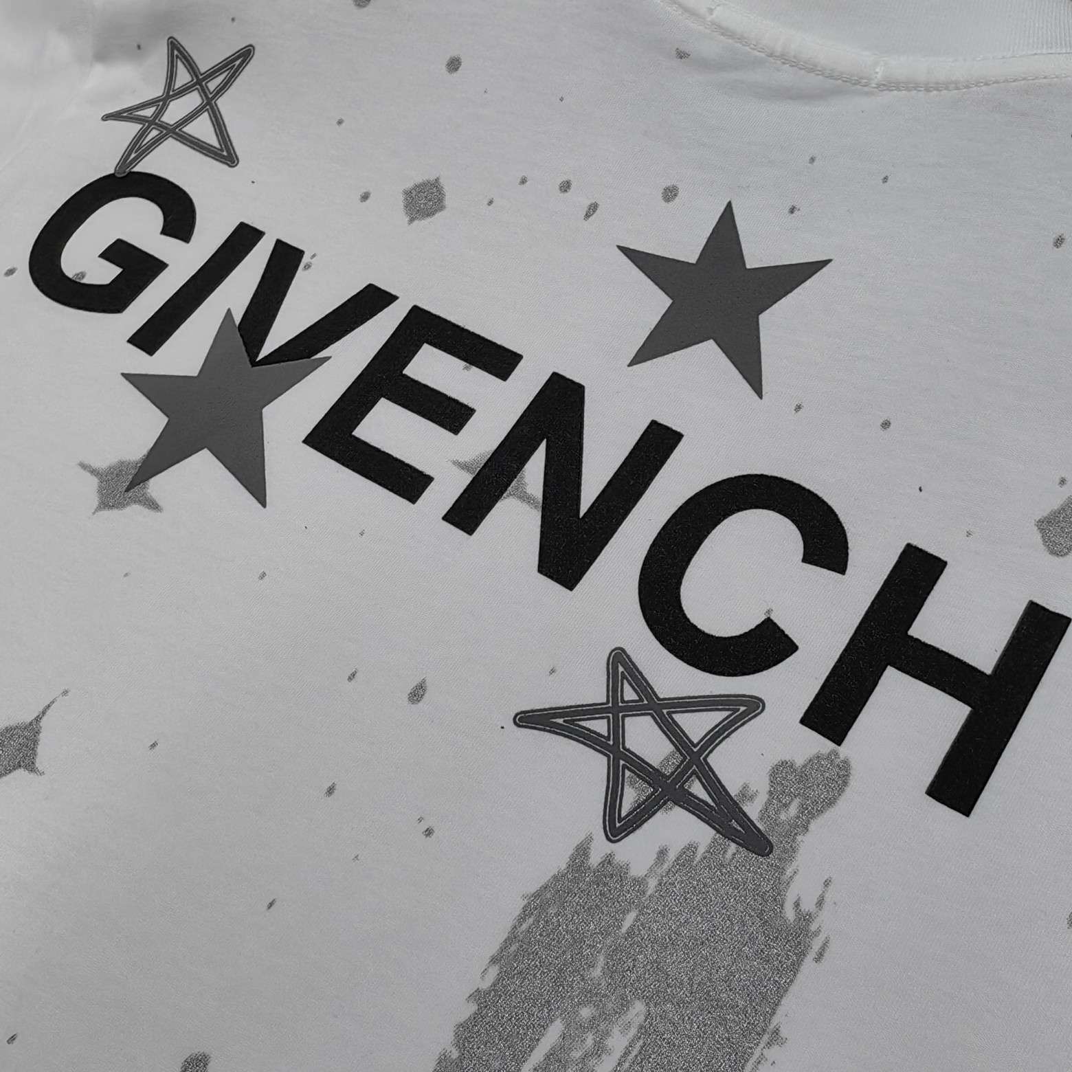 YESKICKS Givenchy Star Cartoon Print For Unisex Black And White - Image 6