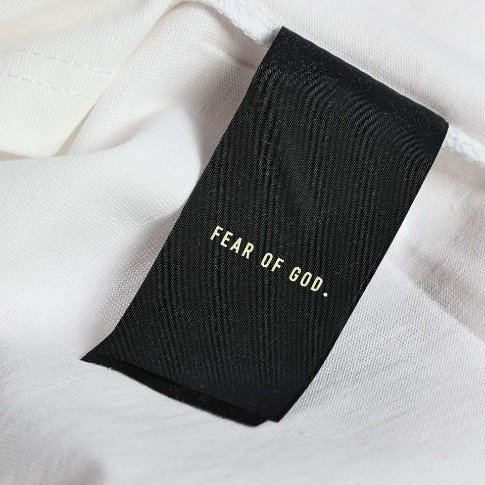 YESKICKS RRR123 x Fear OF God Character Pattern Print T-Shirt for Unisex - Image 6