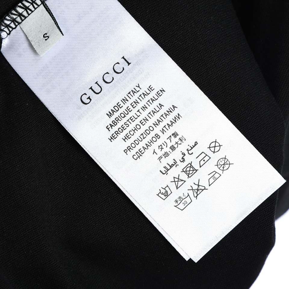 YESKICKS Gucci Logo Print T-Shirt for Unisex Black And White - Image 7