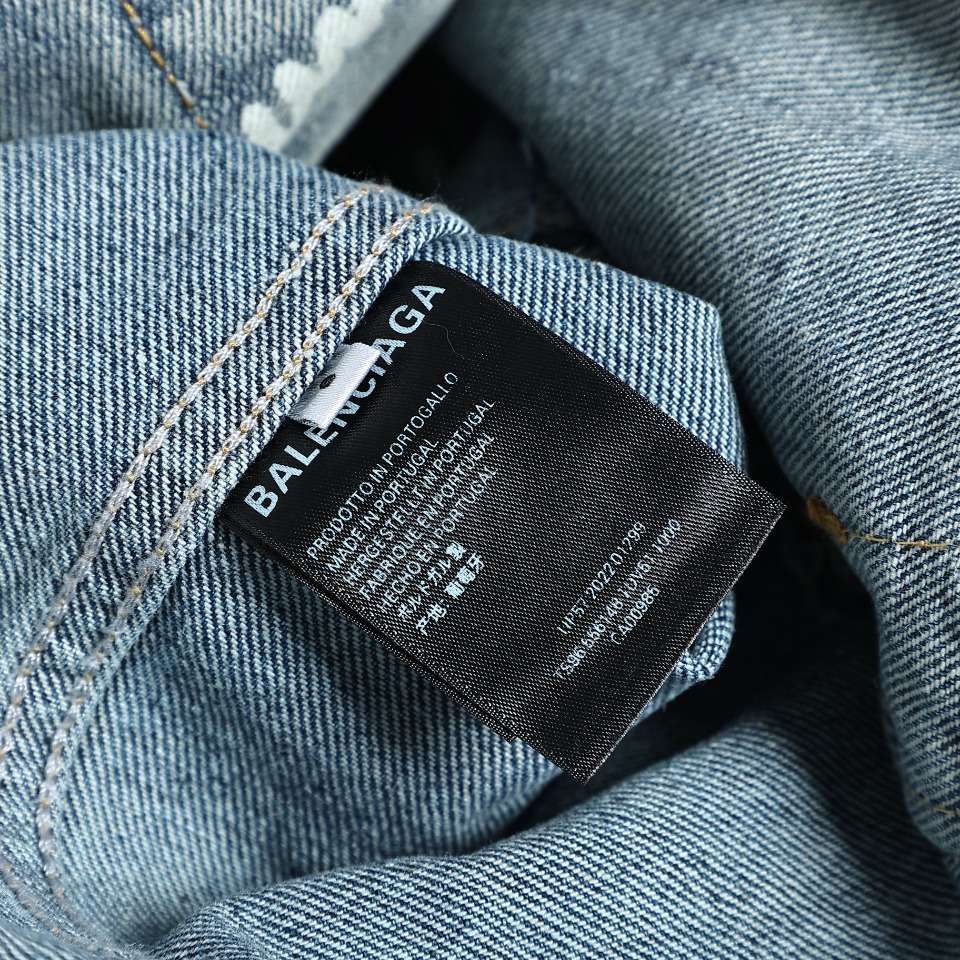 YESKICKS Balenciaga Monogram Graffiti Denim Jacket For Unisex Black And Blue - Image 7