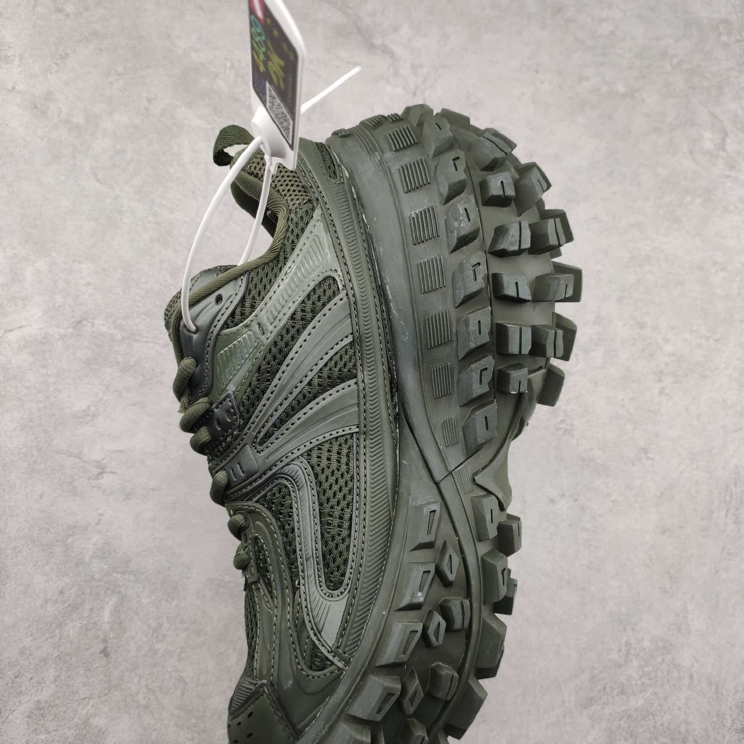 YESKICKS Balenxiaga Defender Rubber Platform Bouncer Sneaker in Green Replica - Image 7