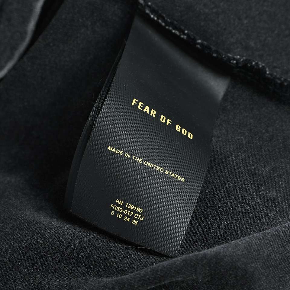 YESKICKS Essentials x Fear OF God Logo Letter Print T-Shirt for Unisex - Image 7