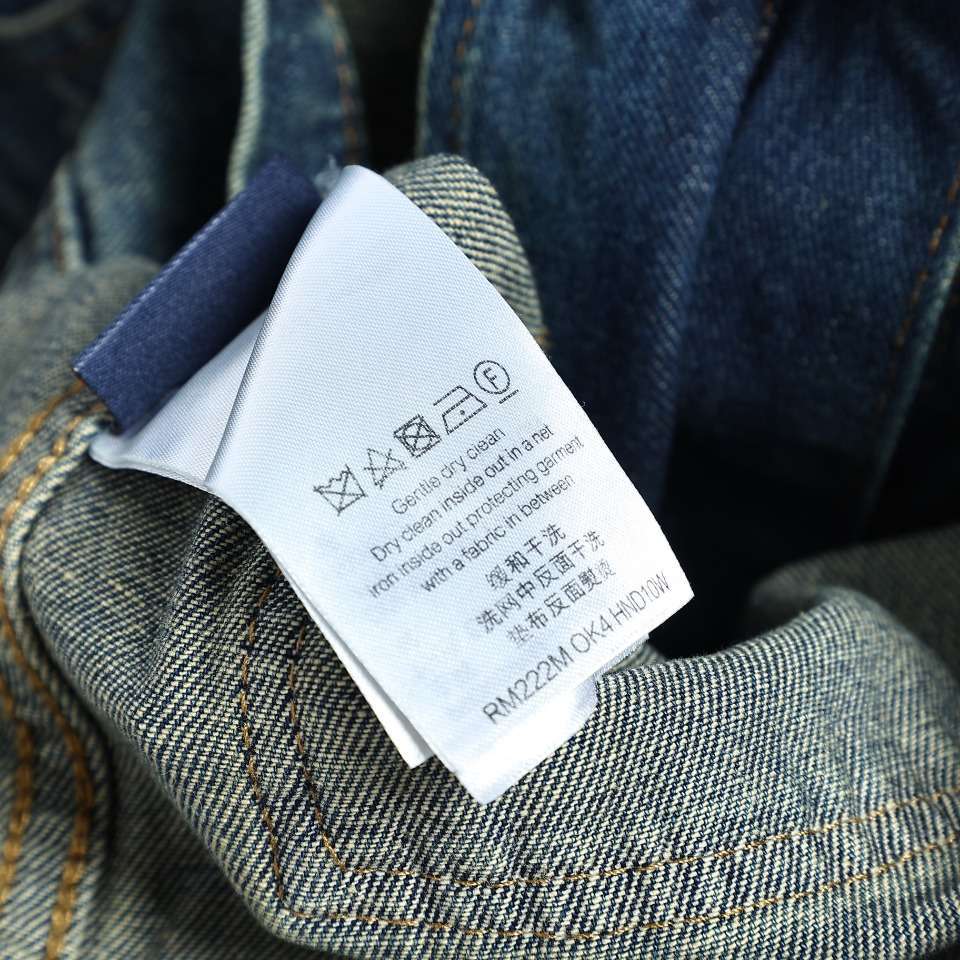 YESKICKS Louis Vuitton Embossed Denim Jacket For Unisex - Image 7