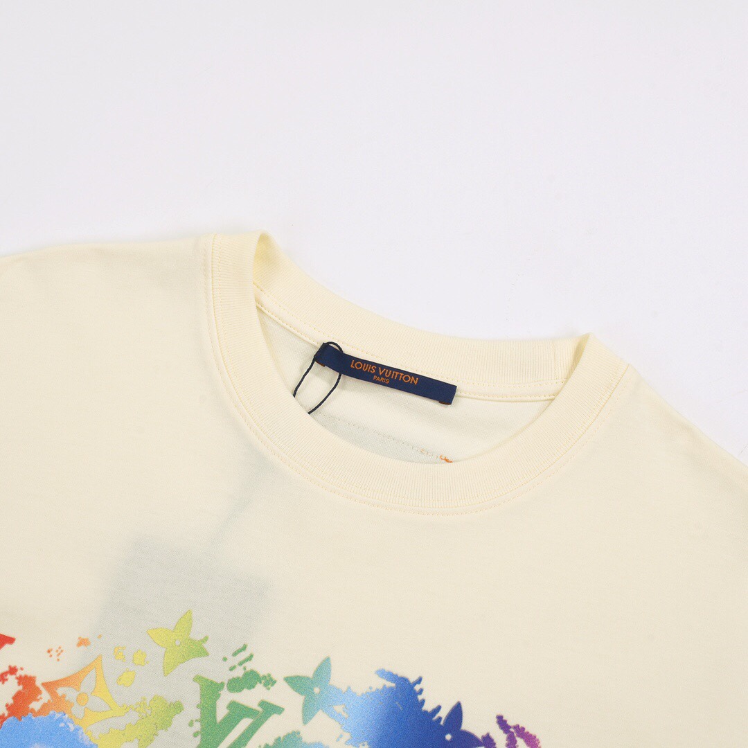 YESKICKS Louis Vuitton Love Element Pattern Print T-shirt for Unisex Black and Apricot - Image 7