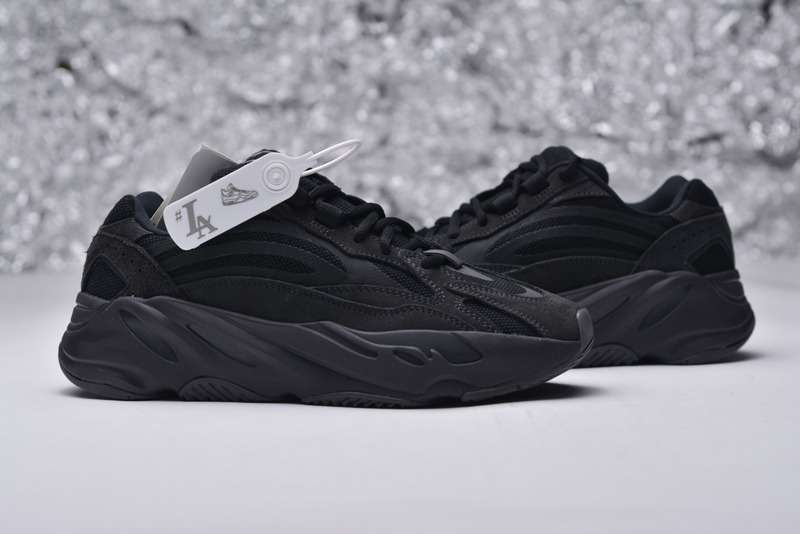 YESKICKS Adidas Yeezy Boost 700 V2 Vanta Replica FU6684 - Image 2