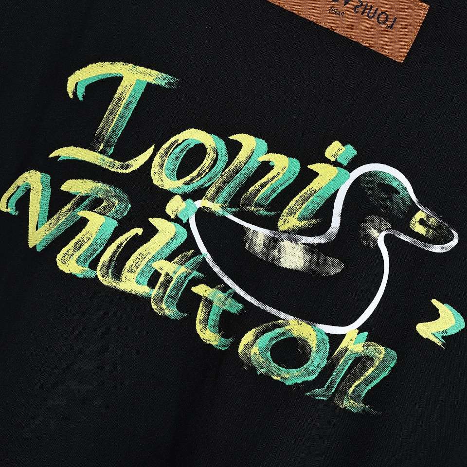 YESKICKS Louis Vuitton Hand Painted Duck on Back T-Shirt For Unisex Black And White - Image 8