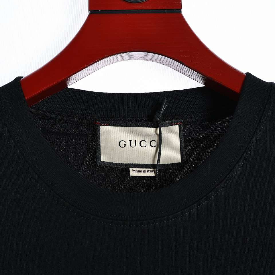 YESKICKS Gucci Floral Bunny Patch Embroidered T-Shirt For Unisex Black And Apricot - Image 8