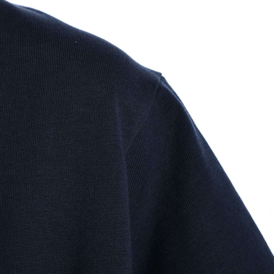 YESKICKS Louis Vuitton Logo Embossed T-Shirt For Unisex Navy Blue And Apricot - Image 8