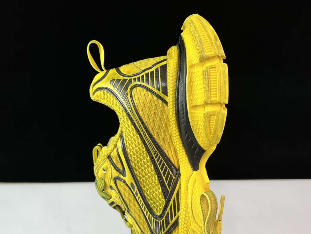 YESKICKS Balenciaga 3XL Sneaker Replica - Image 8