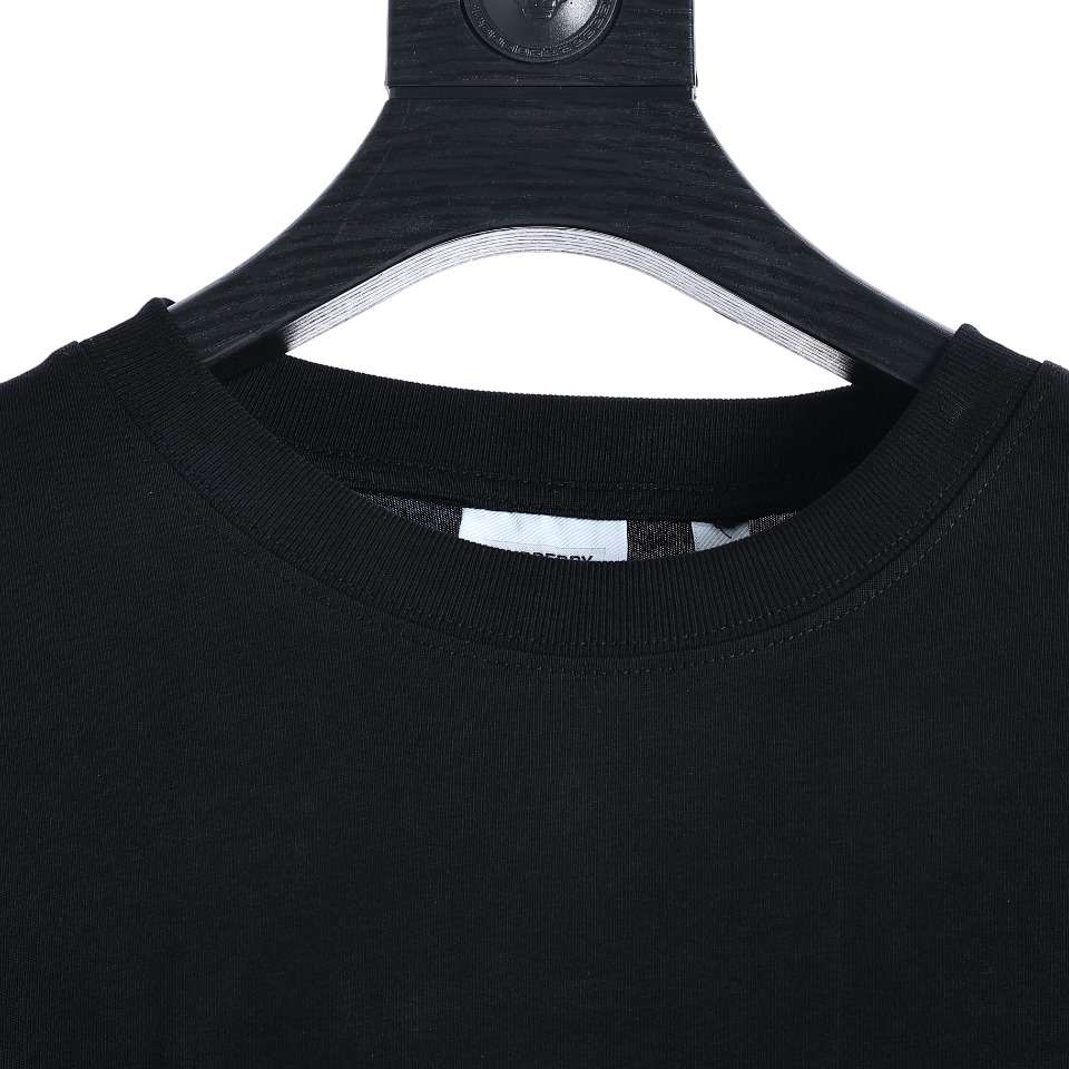 YESKICKS Burberry Oak Leaf War Horse Long Sleeve T-Shirt For Unisex Black And White - Image 6