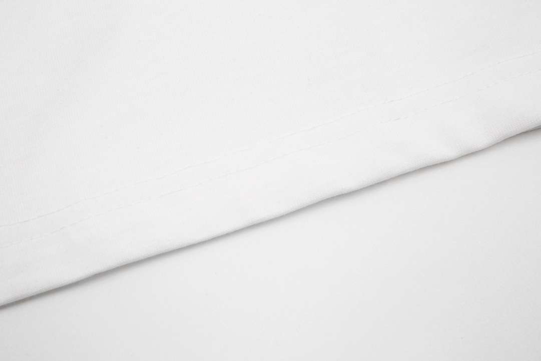 YESKICKS Gucci Color Clash Logo Print T-Shirt for Unisex - Image 8