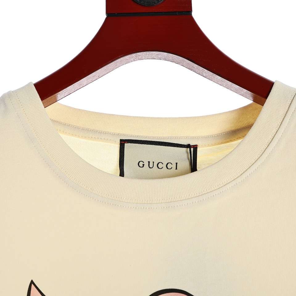 YESKICKS Gucci Pink Lady Rabbit Short Sleeve T-Shirt For Unisex Black And Apricot - Image 8