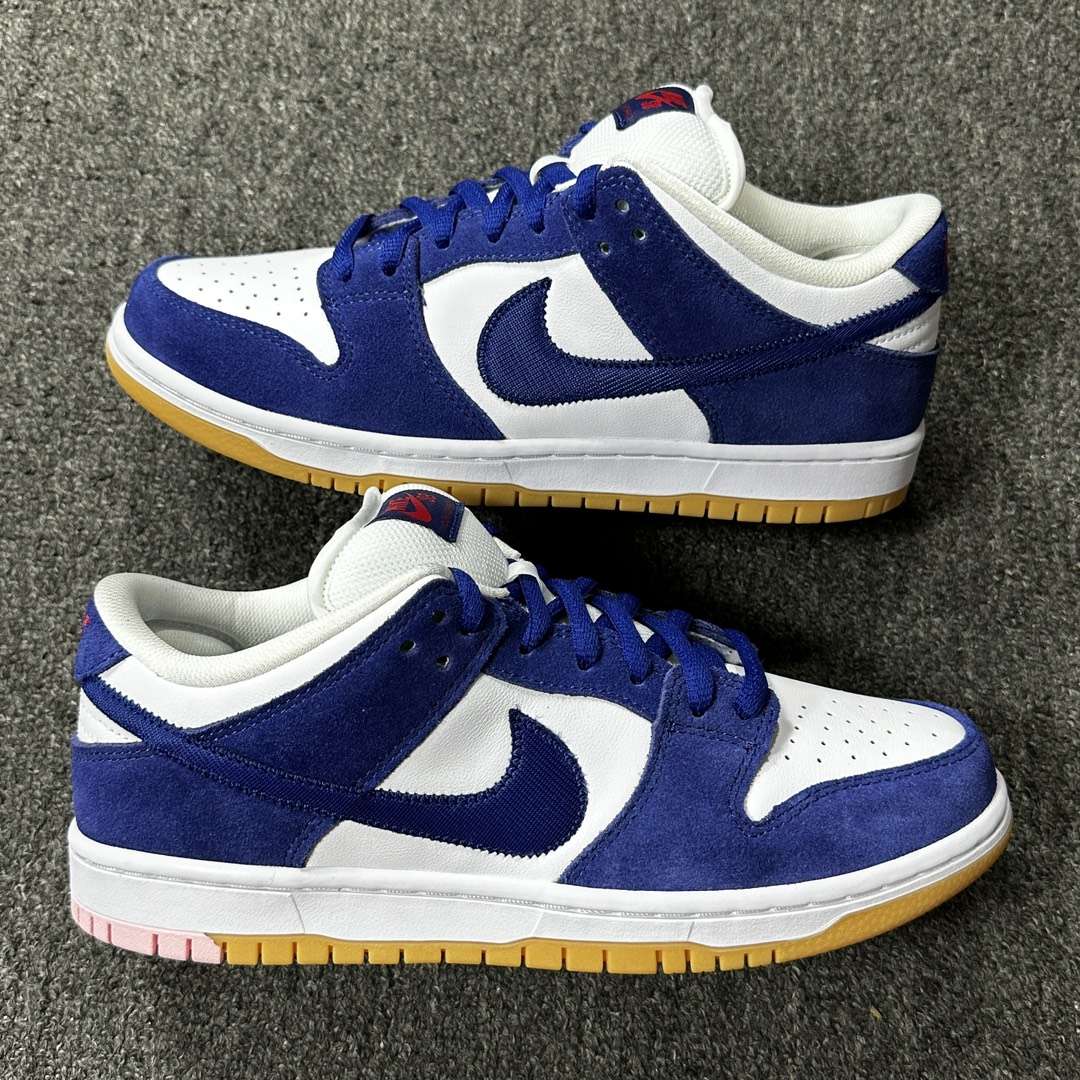 Nike SB Dunk Low Los Angeles Dodgers DO9395-400 Replica - Image 8