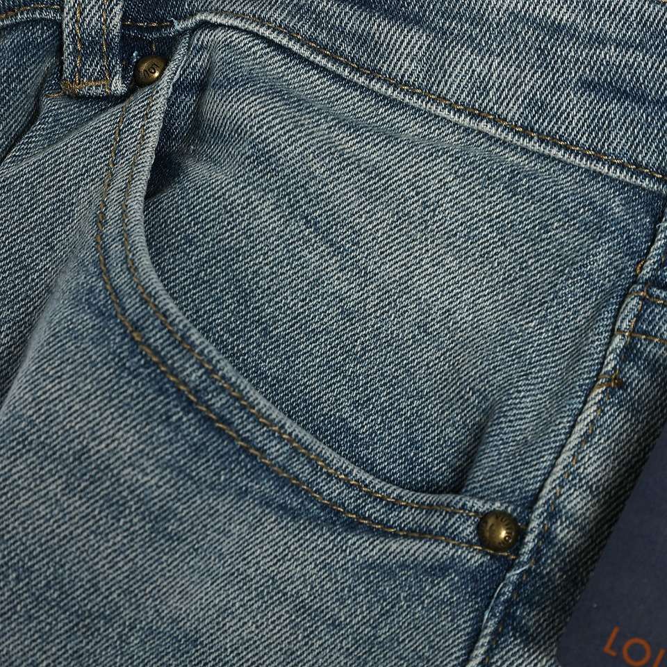 YESKICKS Louis Vuitton Logo Print Jeans For Unisex - Image 8