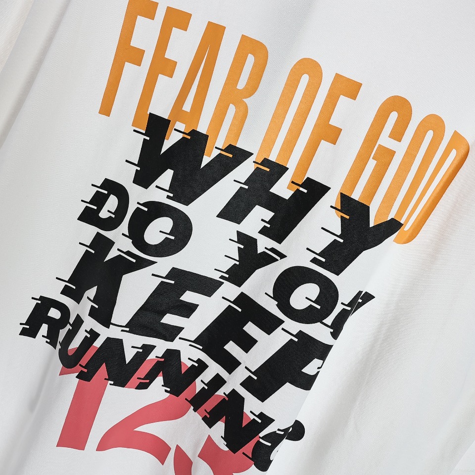 YESKICKS RRR123 x Fear OF God Character Pattern Print T-Shirt for Unisex - Image 8