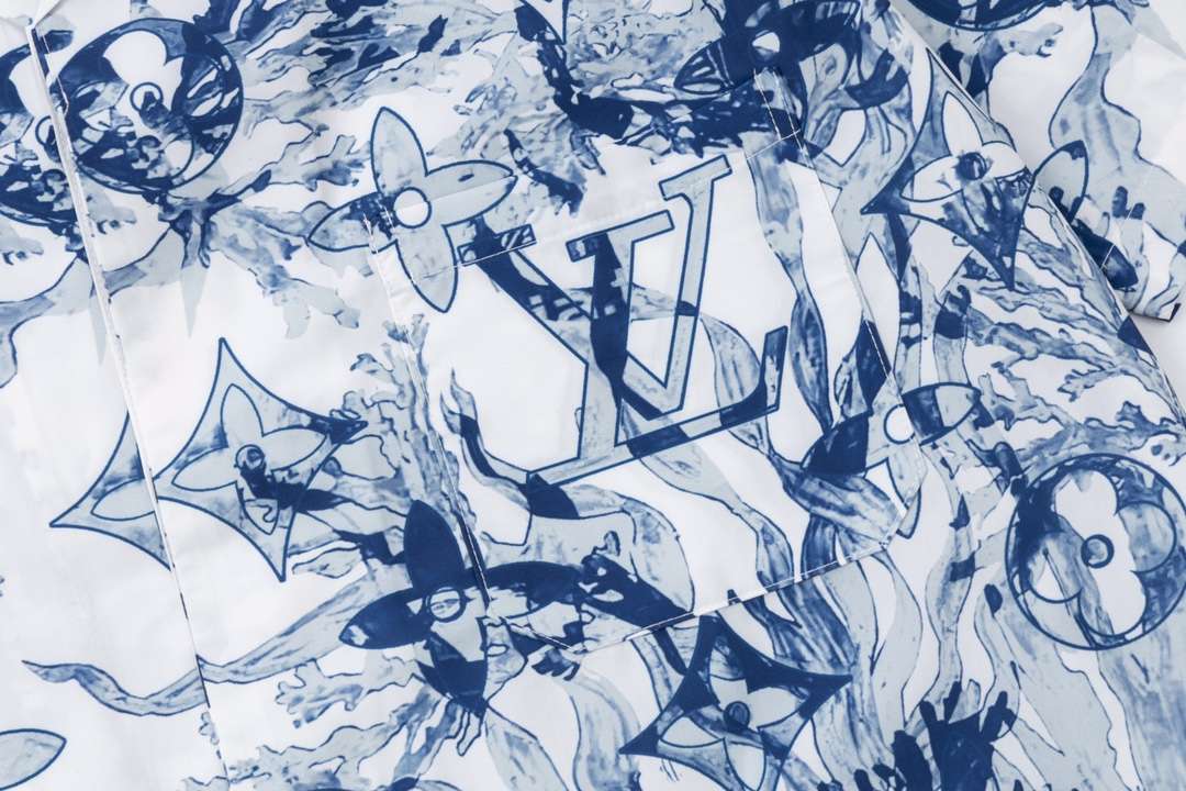 YESKICKS Louis Vuitton Monogram Logo Print T-Shirt For Unisex - Image 9