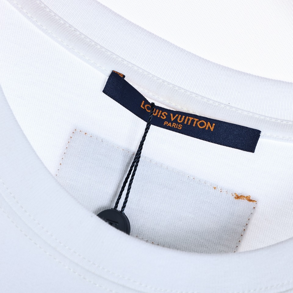 YESKICKS Louis Vuitton Block Letter Print T-Shirt For Unisex Black And White - Image 9