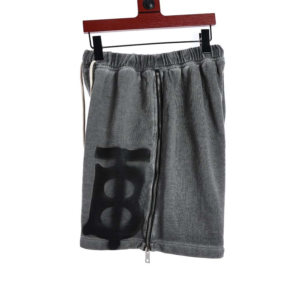 YESKICKS Burberry Dirty Hand Painted Alphabet Zipper Shorts For Men - Image 9