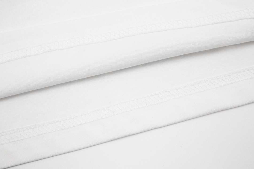 YESKICKS Gucci Color Clash Logo Print T-Shirt for Unisex - Image 9