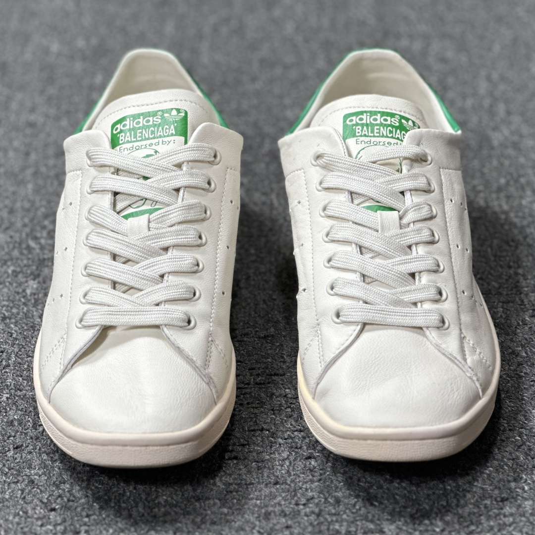YESKICKS Balenciaga x Adidas Stan Smith Worn-Out White Green Replica Sneaker - Image 9
