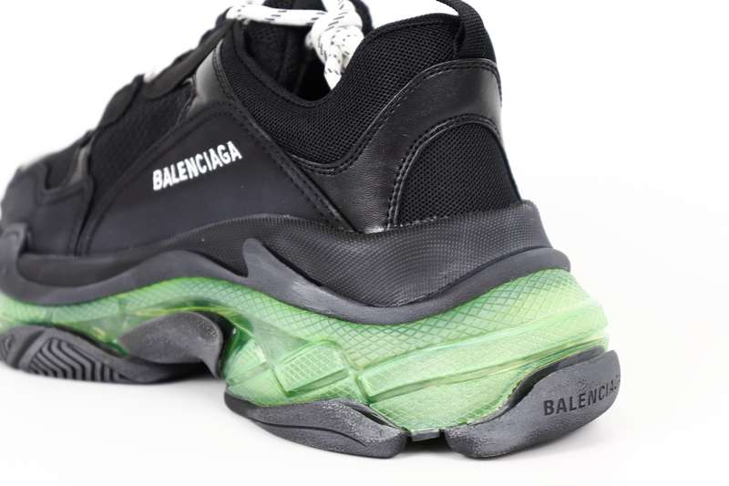 YESKICKS Balenciaga Triple S Clear Sole Sneaker Replica - Image 11