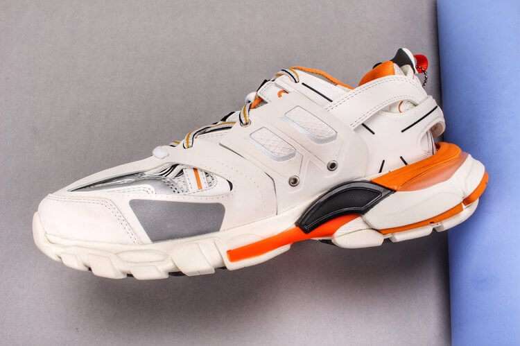 YESKICKS Balenciaga Track Sneaker Replica - Image 2