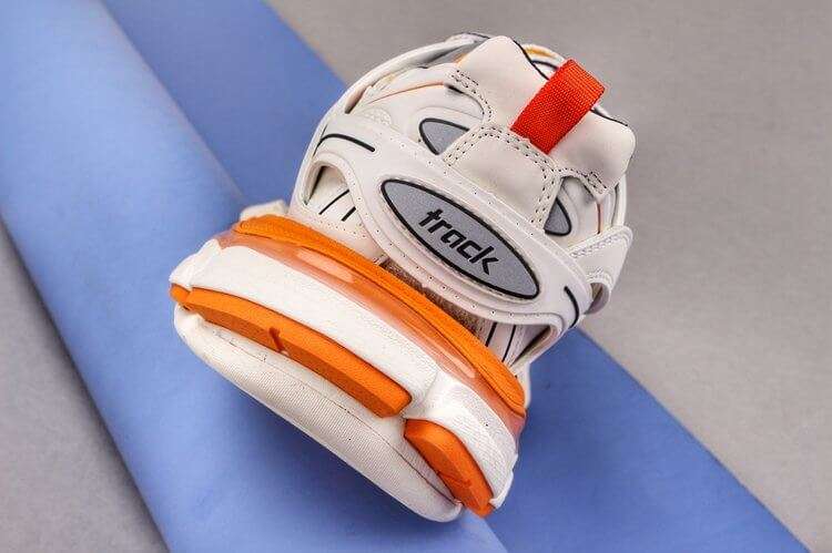 YESKICKS Balenciaga Track Sneaker Replica - Image 4