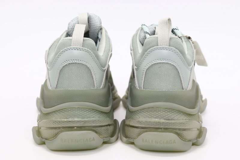 YESKICKS Balenciaga Triple S Clear Sole Sneaker Replica - Image 5