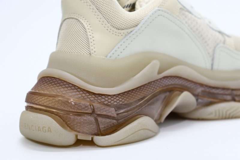 YESKICKS Balenciaga Triple S Clear Sole Sneaker Replica - Image 10