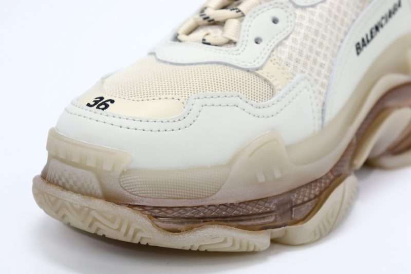 YESKICKS Balenciaga Triple S Clear Sole Sneaker Replica - Image 6