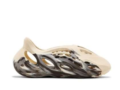 YESKICKS Yeezy Foam Runner ‘MX Cream Clay’GX8774